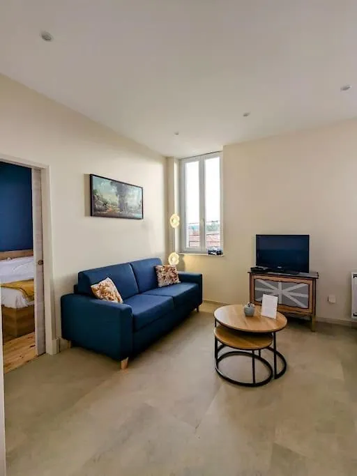 Parenthese En Centre Ville Roanne Apartment